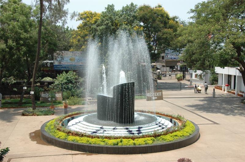 Joshi Bedekar College Academic Building photo 3